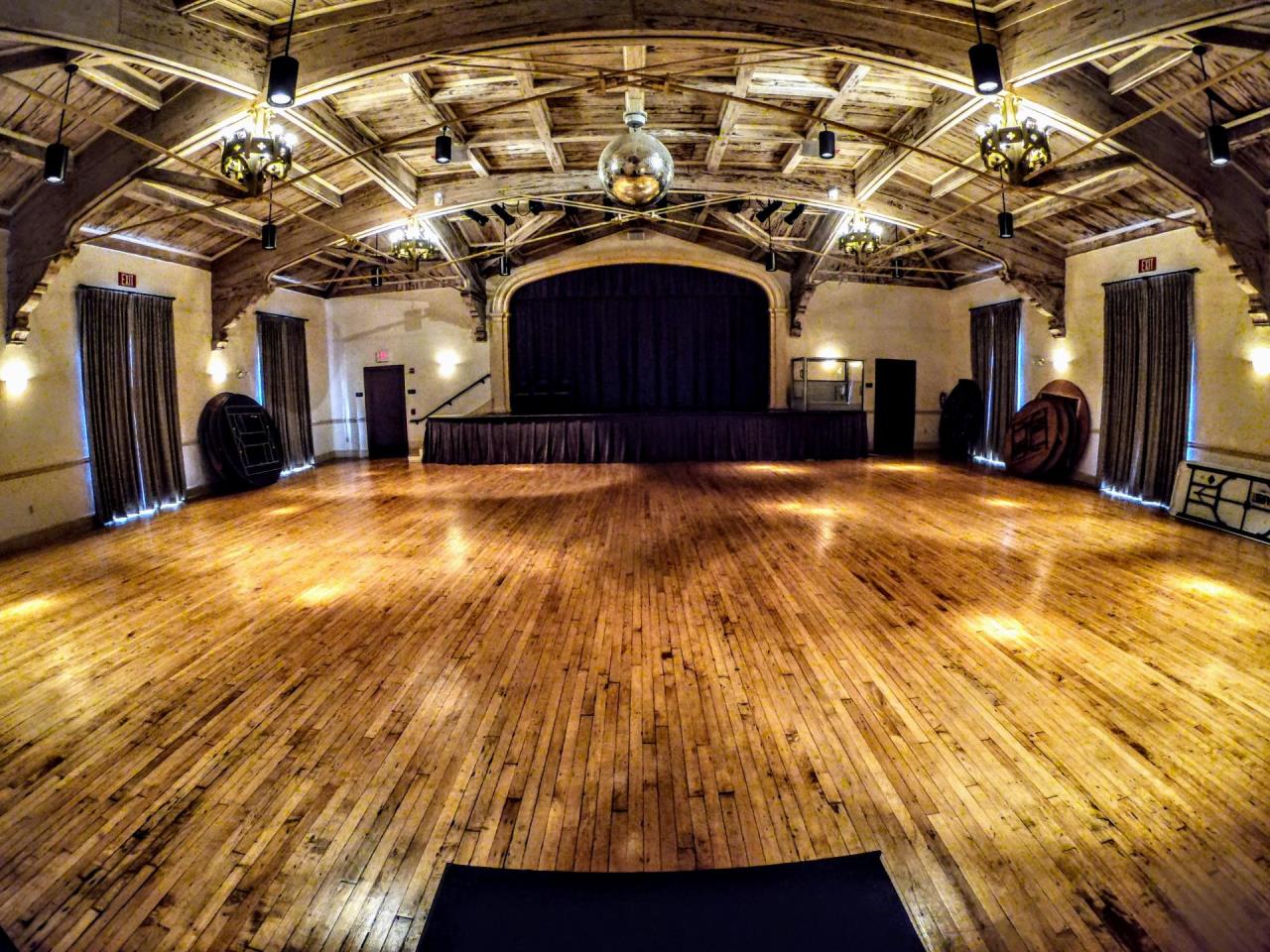 Mirror Ballroom